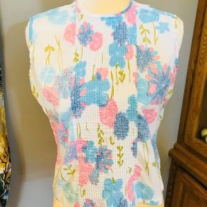 Vintage Sleeveless Fitted Floral Sleeveless Blouse